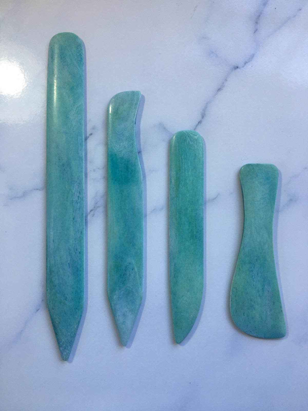 Colour genuine bone folder- Set of 4 bone folders