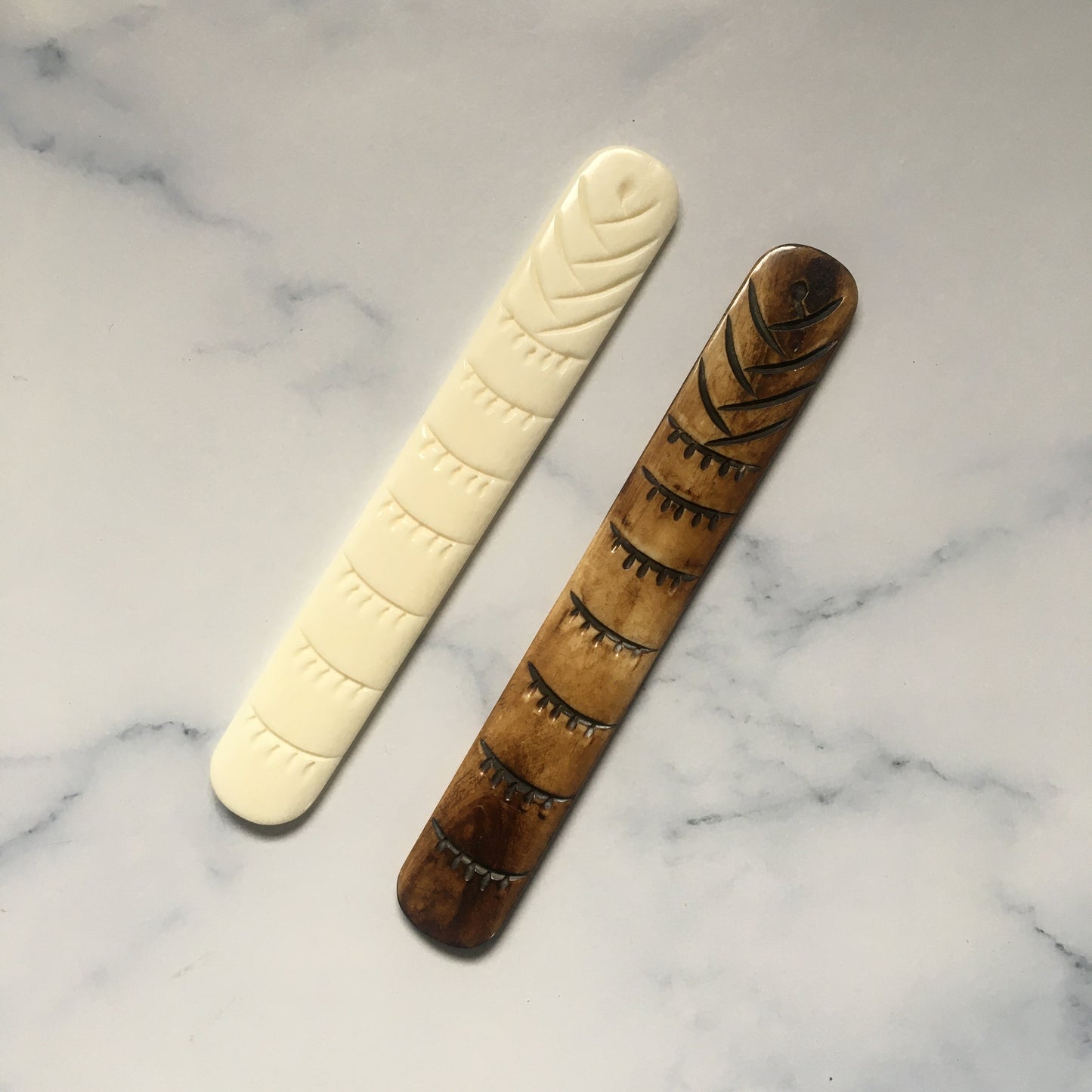 Hand craft bone folder- Set of 2- No colour issue
