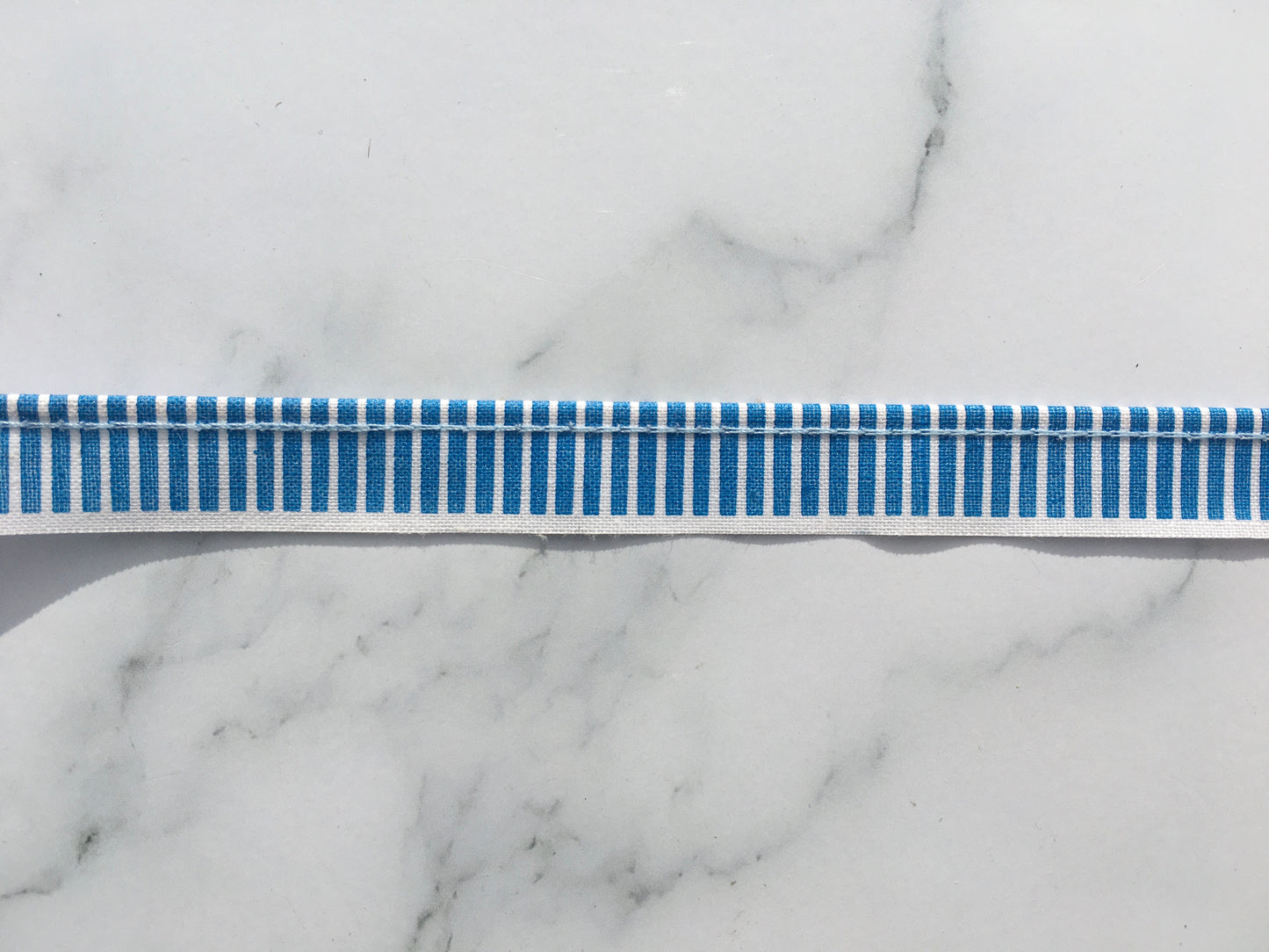 Printed bookbinding headband- Book endband- Blue & White