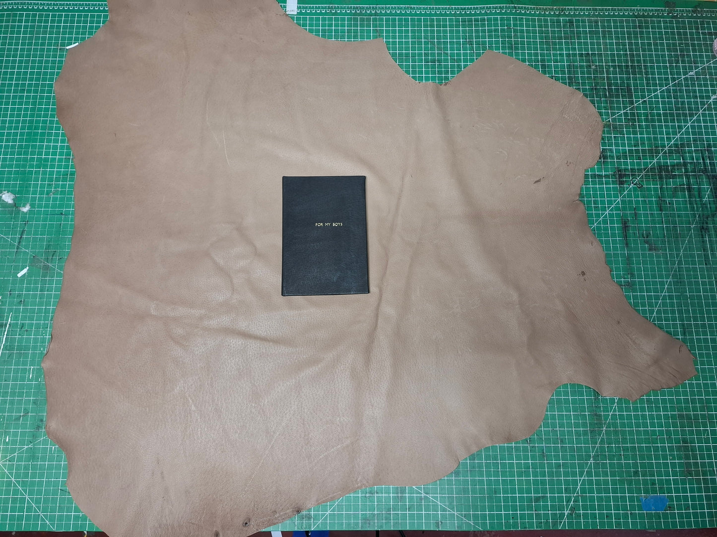 Premium Pigskin Leather Hide — Bookbinding & Hot Foil Stamping